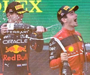 Max Verstappen e Charles Leclerc Formula 1 Ferrari Red Bull