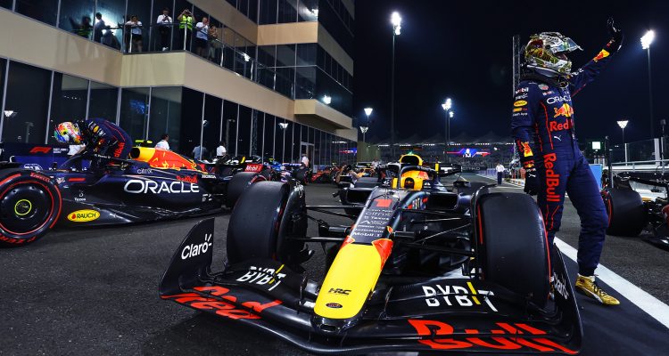 Verstappen e Perez Abu Dhabi 2022 - Ph. Red Bull Racing