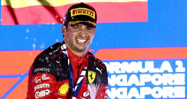 F1 - Singapore, Sainz riporta la Ferrari alla vittoria Leclerc 4°
