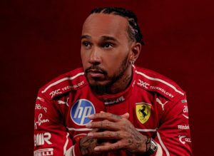 F1 News hamilton Ferrari