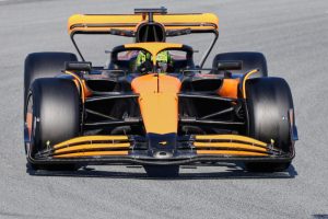 Mclaren Test Pirelli