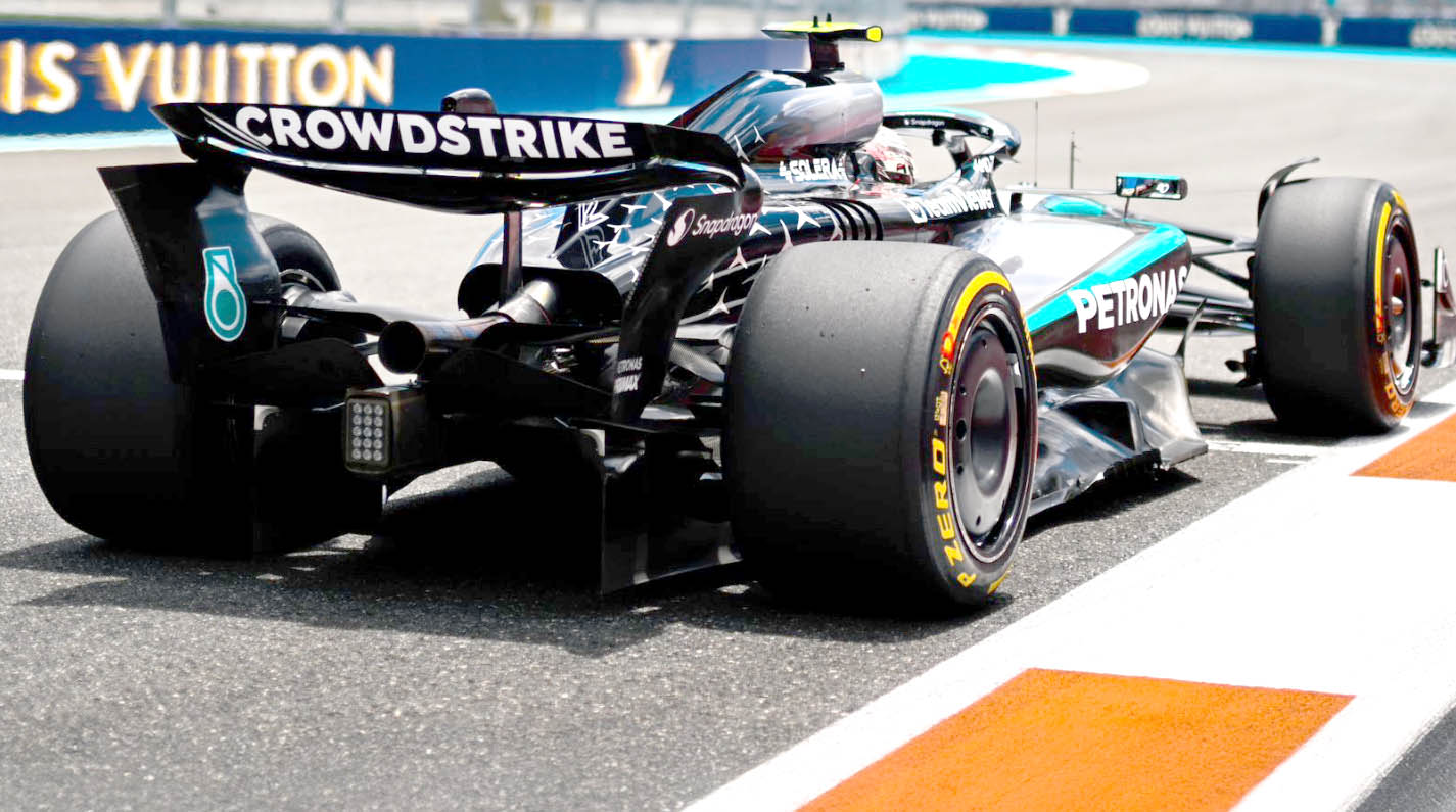 F1 News Giallo Mercedes a Miami: Albon insinua dubbi sull’altezza da terra della monoposto di Russell?