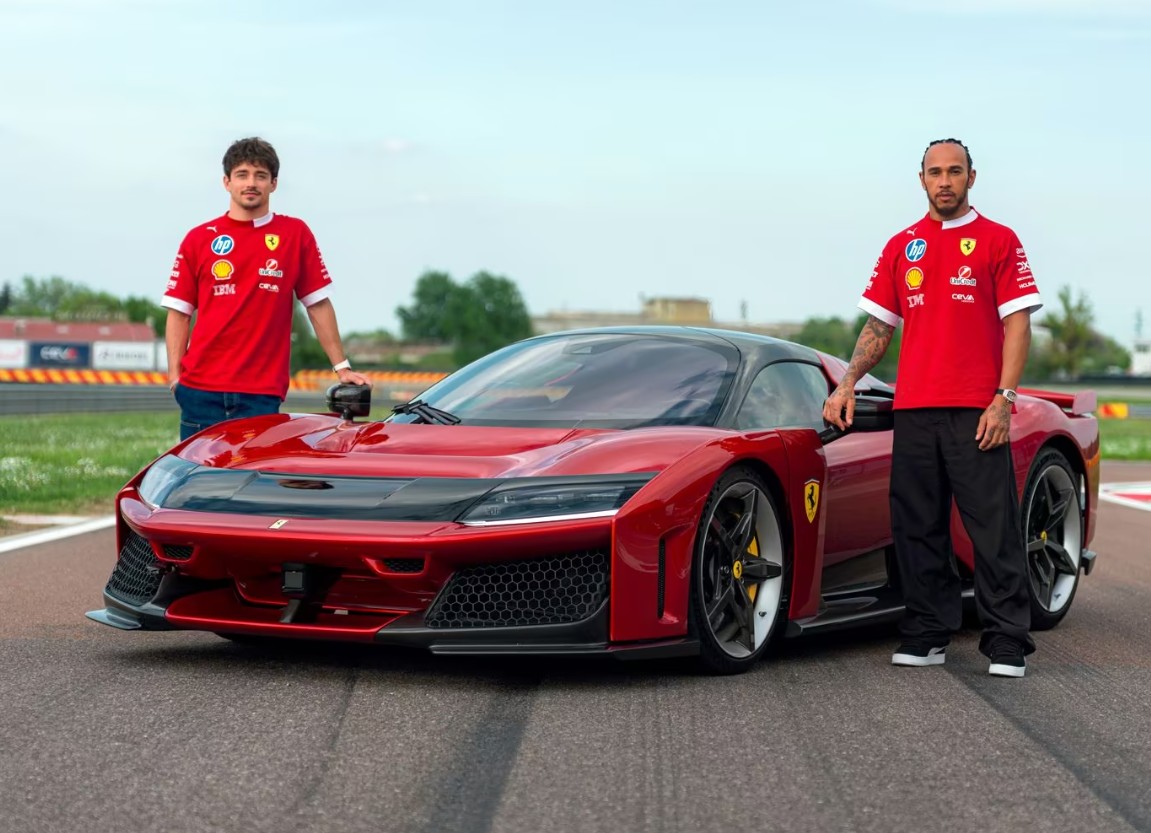 ferrari Hamilton Leclerc F80