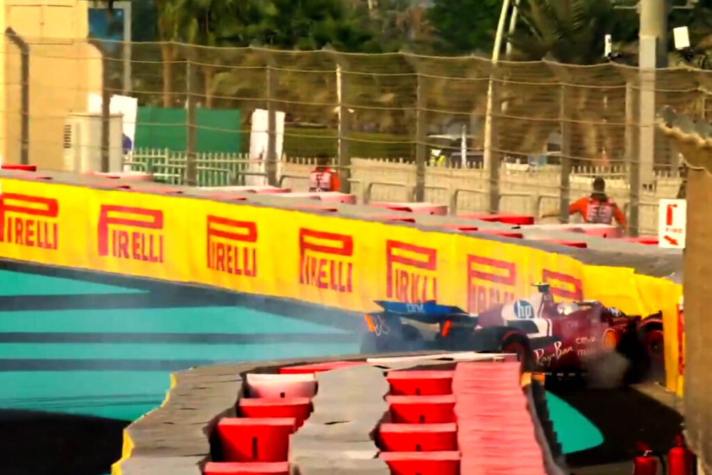 Hamilton_Ferrari_crash