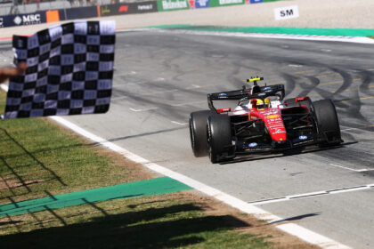 Ferrari Barcellona Hamilton vince