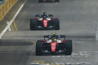 Hamilton Ferrari F1 Singapore